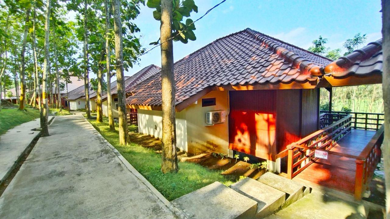 Kasuari Exotic Resort Magelang Dış mekan fotoğraf